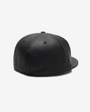 UNDEFEATED SP26 X NE LEATHER ICON FITTED - BLACK