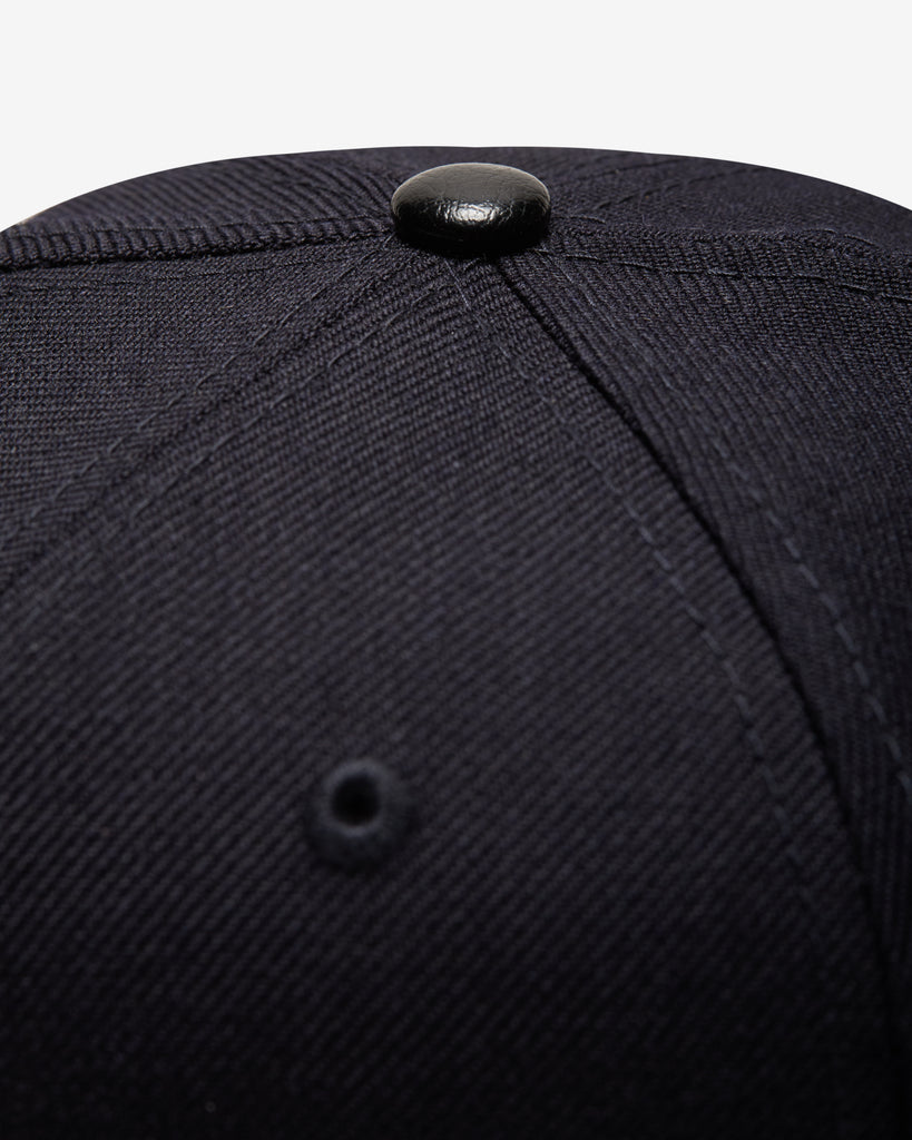 UNDEFEATED X NE WOOL ICON FITTED - NAVY