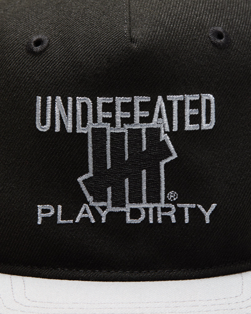UNDEFEATED SP26 PLAY DIRTY SNAPBACK - BLACK