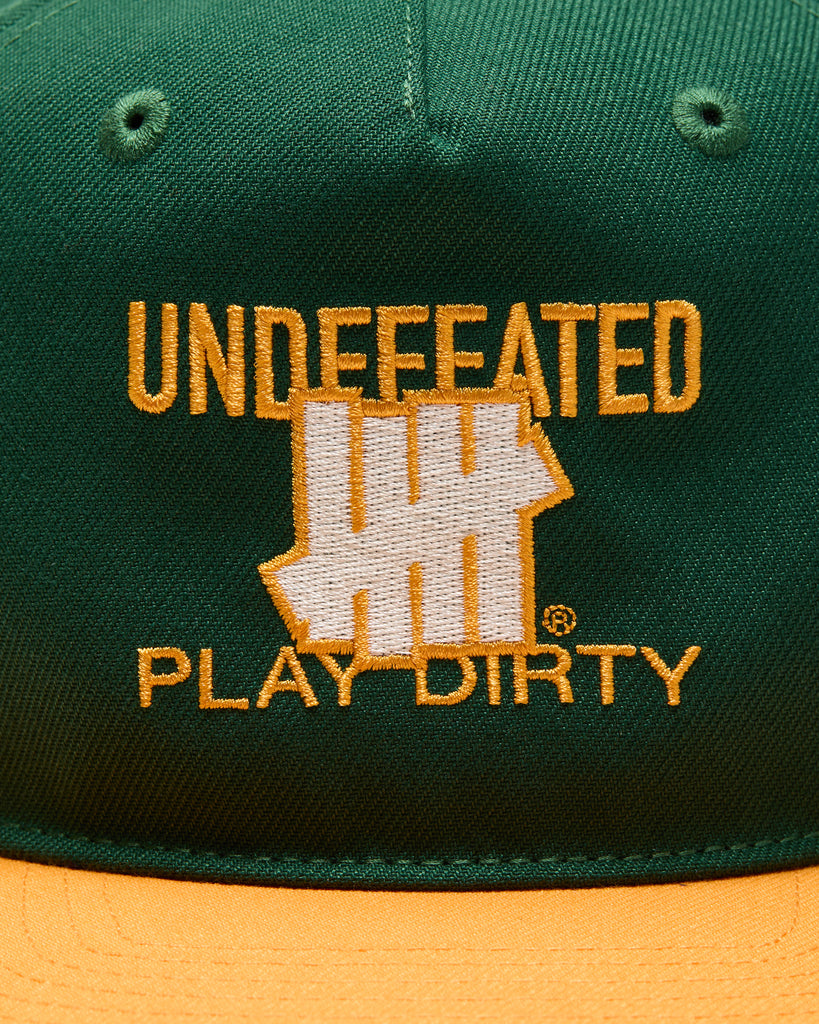 UNDEFEATED SP26 PLAY DIRTY SNAPBACK - HUNTER GREEN