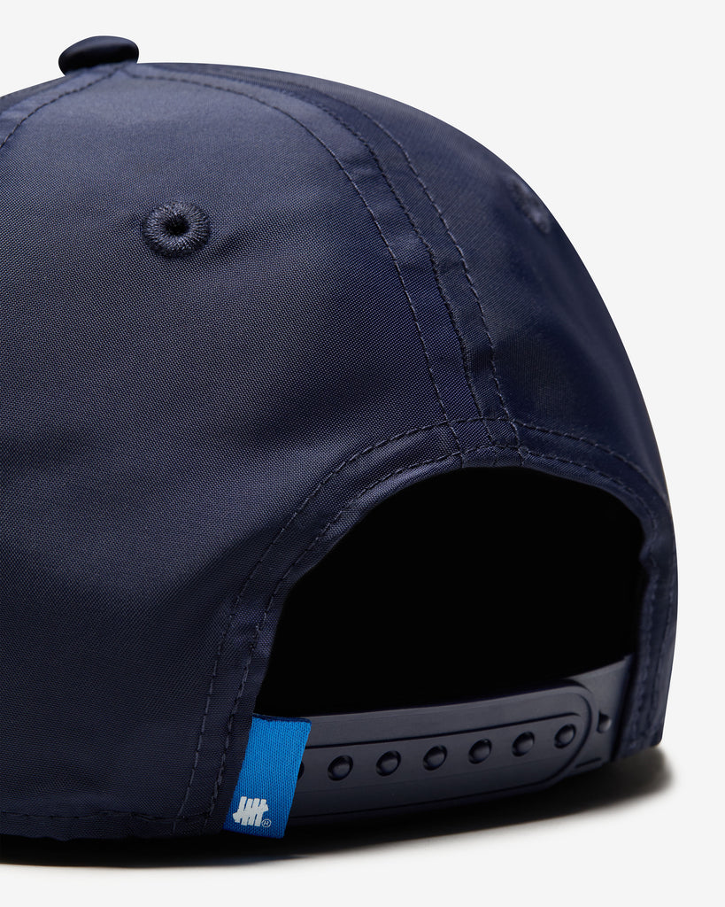 FA26 UNDEFEATED RALLY SNAPBACK - NAVY