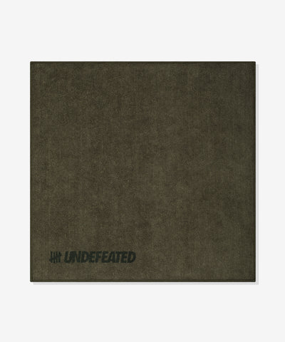 UNDEFEATED SP26 MICROFIBER TOWEL - OLIVE (8-PACK)