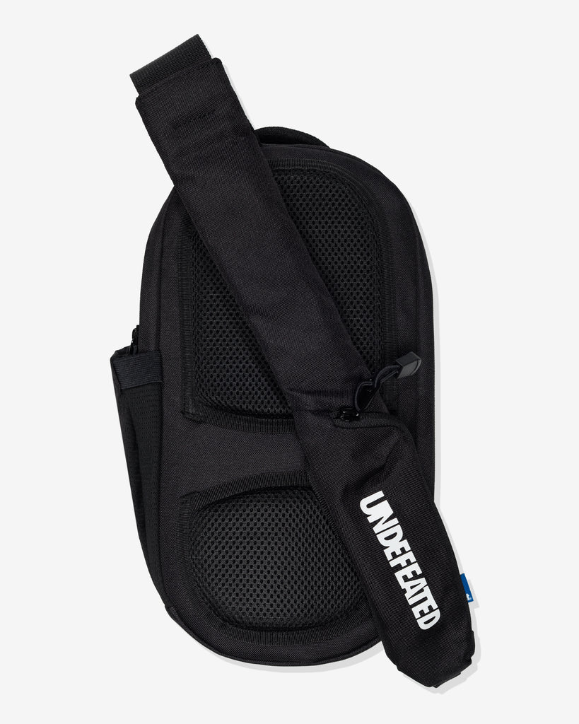 UNDEFEATED SP26 MINI CROSSBODY BAG - BLACK