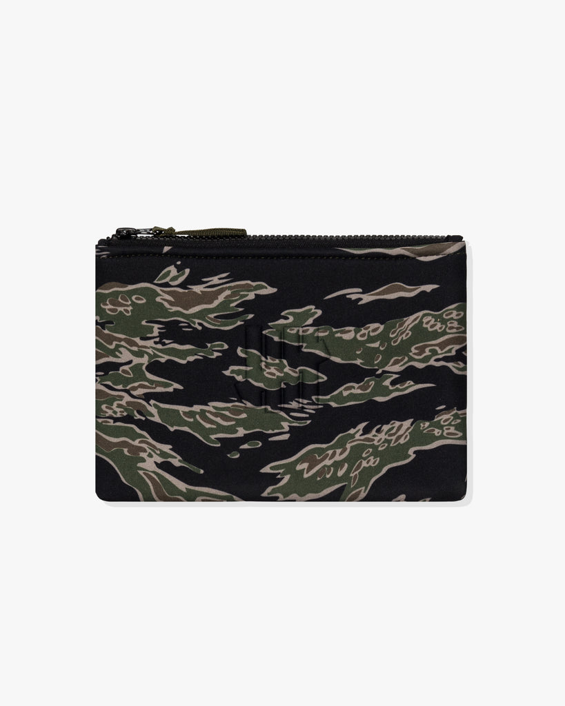 UNDEFEATED NEOPRENE POUCH (S/M) - TIGER-CAMO