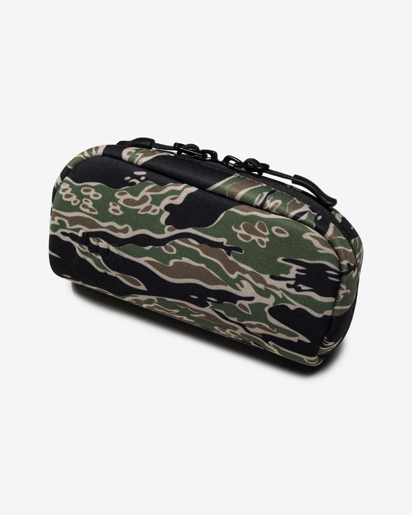 UNDEFEATED SP26 SUNGLASS CASE - CAMO