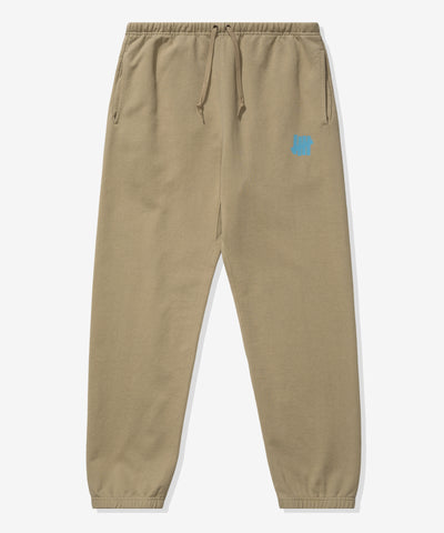 UNDEFEATED ICON SWEATPANT - KHAKI