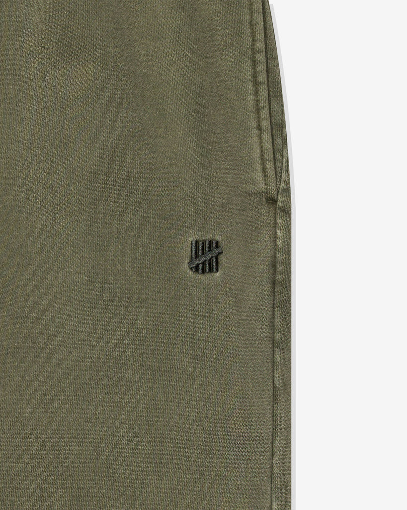 FA26 UNDEFEATED PIGMENT DYE SWEATPANT - OLIVE