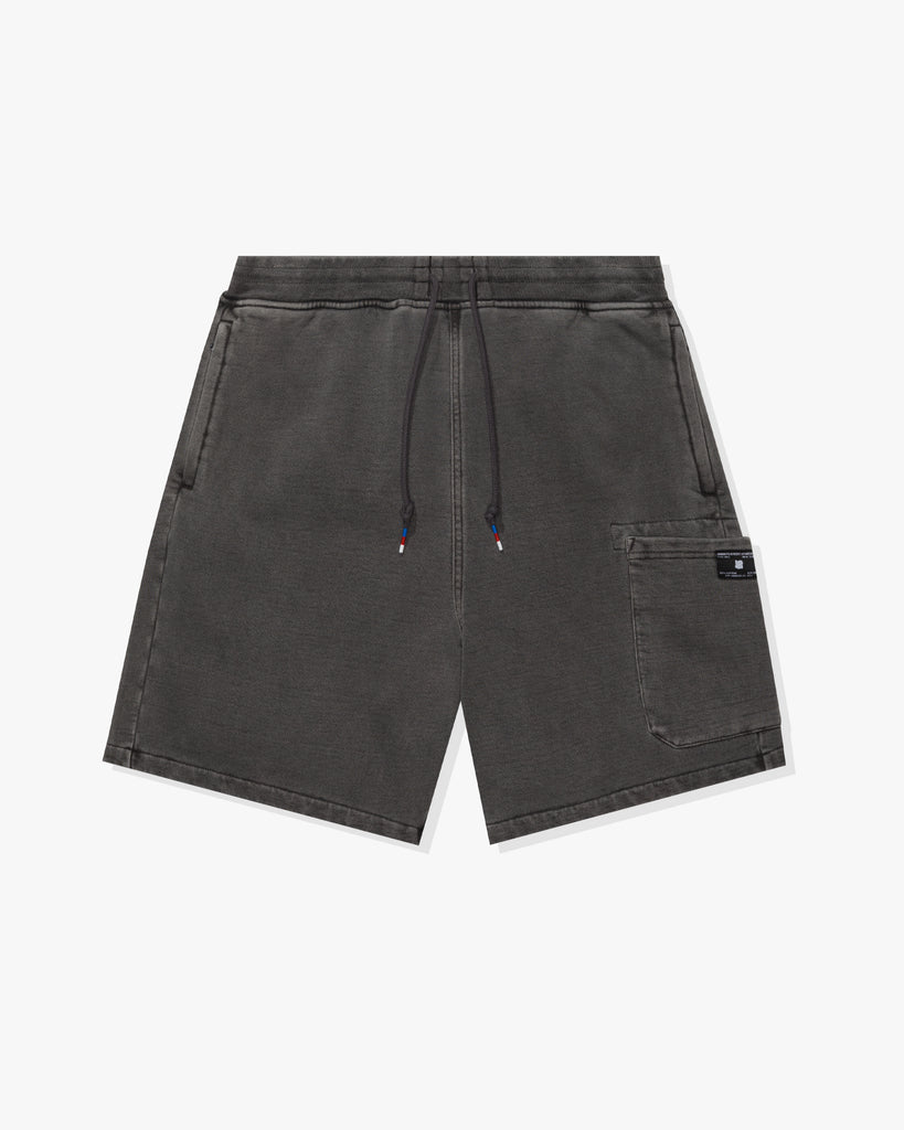 FA26 UNDEFEATED WASHED SWEATSHORT - BLACK