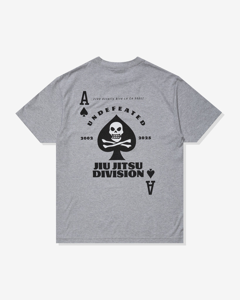 SU26 UNDEFEATED SPADE S/S TEE