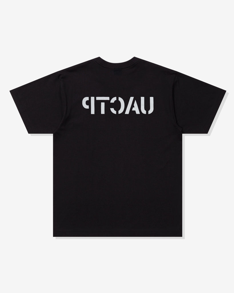 SU26 UNDEFEATED STENCIL S/S TEE