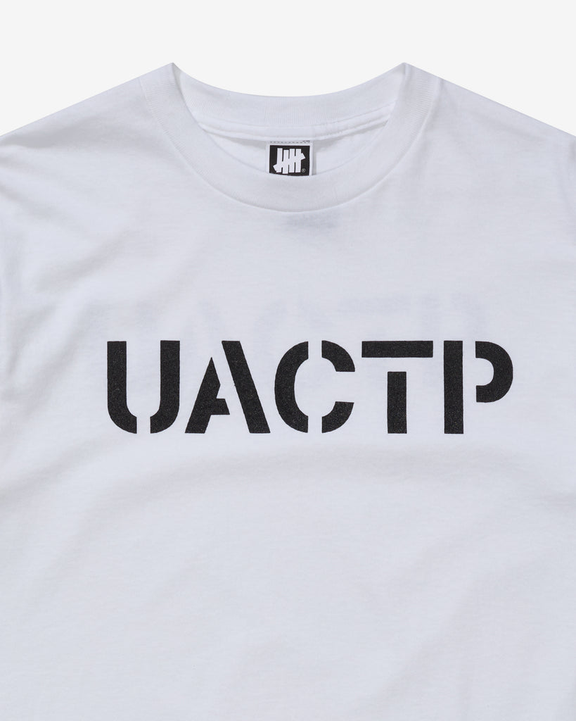 SU26 UNDEFEATED STENCIL S/S TEE