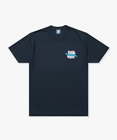 UNDEFEATED ACHIEVEMENT S/S TEE - NAVY