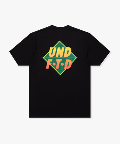 SU26 UNDEFEATED DIAMOND S/S TEE - BLACK