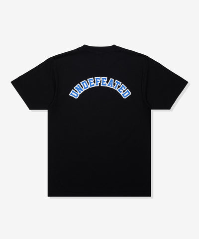 UNDEFEATED SP26 EMBLEM S/S TEE-BLACK