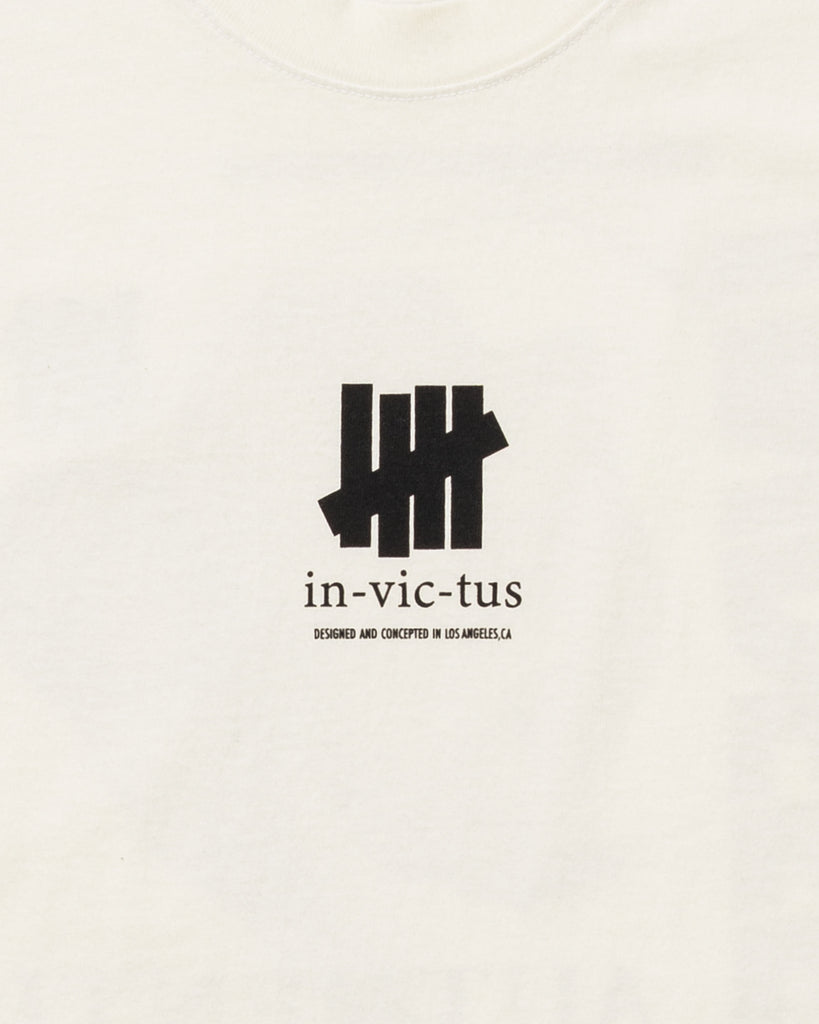 UNDEFEATED FIST S/S TEE IVORY