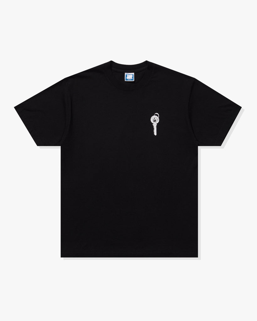 UNDEFEATED LOCK S/S TEE BLACK