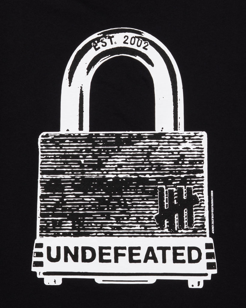 UNDEFEATED LOCK S/S TEE BLACK