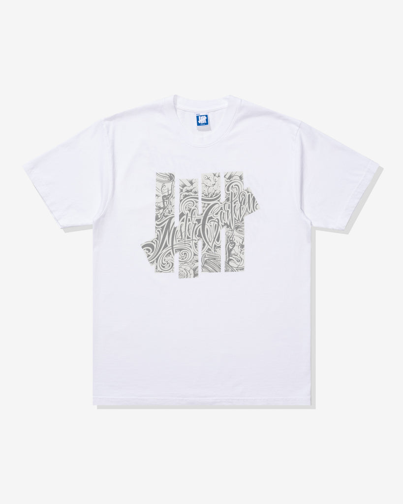 UNDEFEATED MISTER CARTOON S/S TEE - WHITE