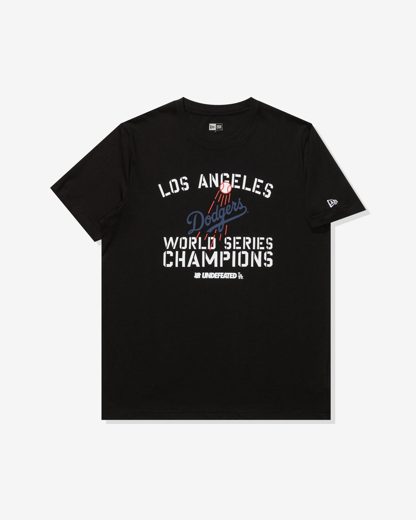 UNDEFEATED X NE X DODGERS STENCIL S/S TEE - BLACK