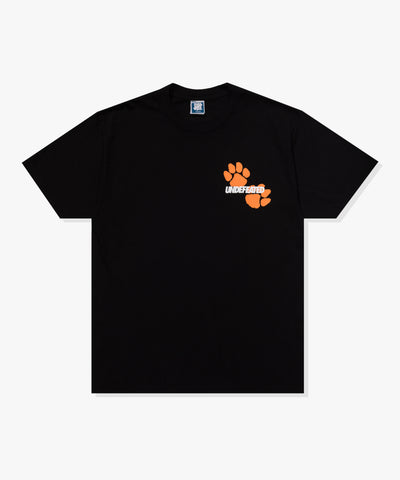 UNDEFEATED HO25 PLAY DIRTY S/S TEE - BLACK