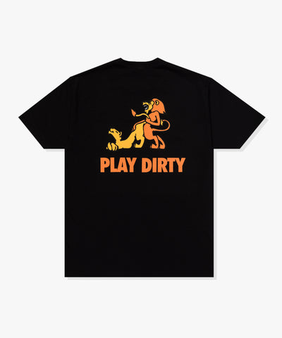UNDEFEATED HO25 PLAY DIRTY S/S TEE - BLACK