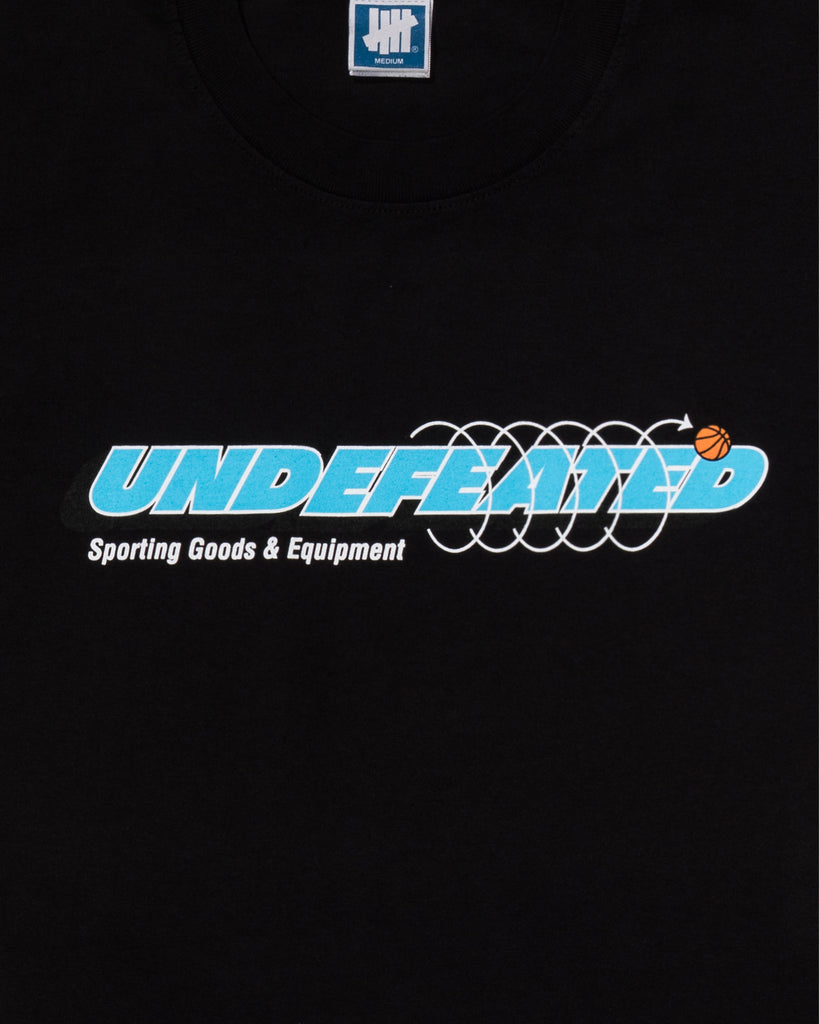 UNDEFEATED HO25 SPIRAL S/S TEE - BLACK