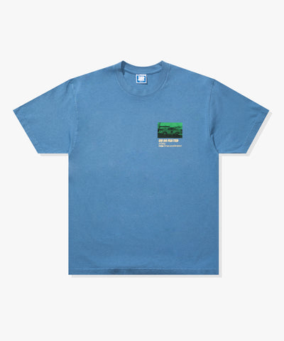 UNDEFEATED SPORTOMATIC S/S TEE CORNFLOWER