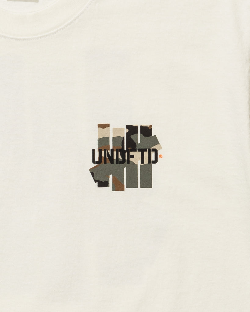 UNDEFEATED WOODLAND ICON S/S TEE IVORY