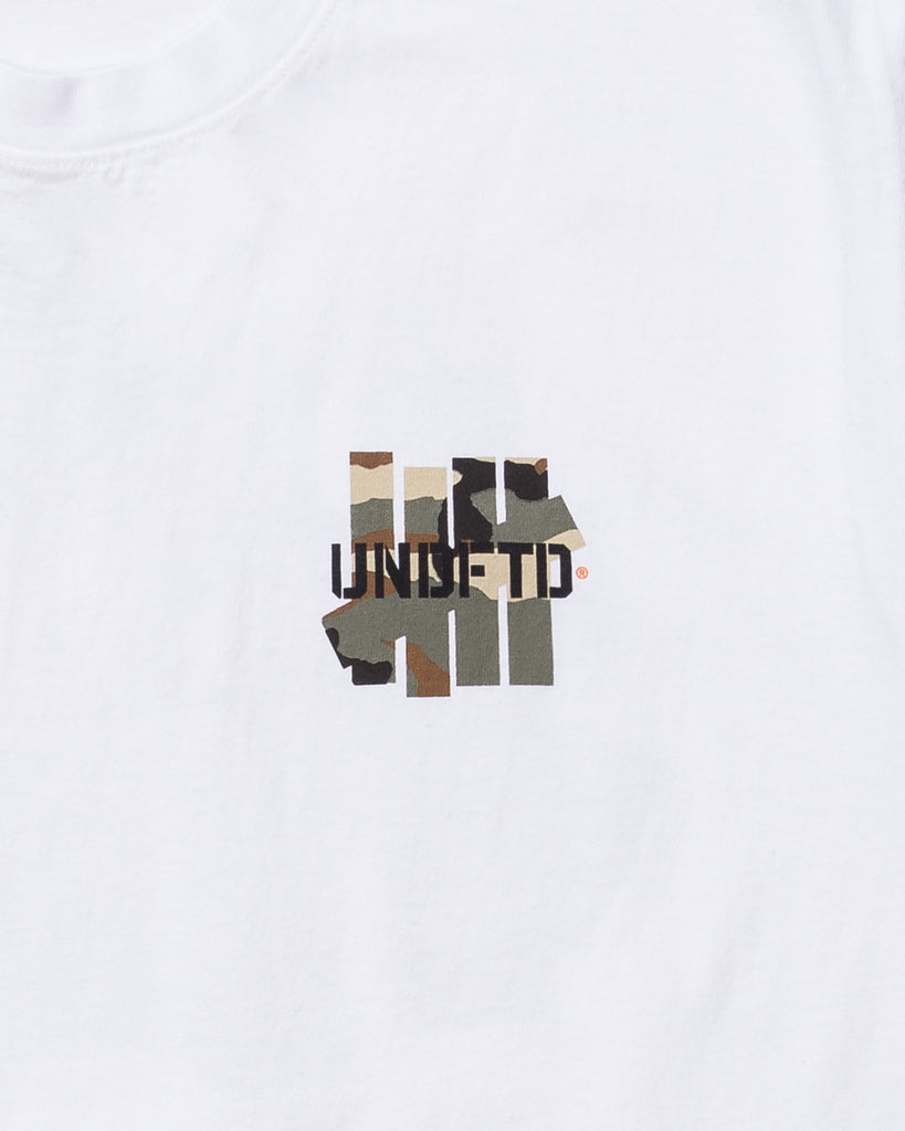 UNDEFEATED WOODLAND ICON S/S TEE WHITE