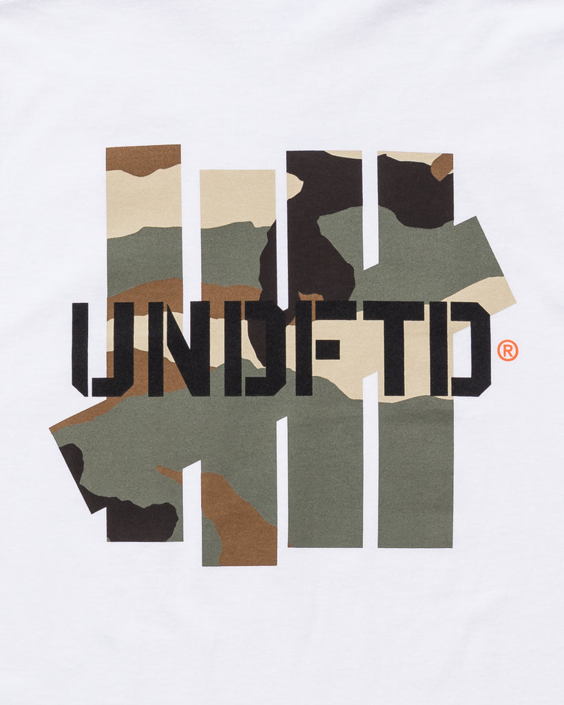 UNDEFEATED WOODLAND ICON S/S TEE WHITE