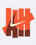 UACTP X NIKE NRG PRIMARY SS TOP - WHITE