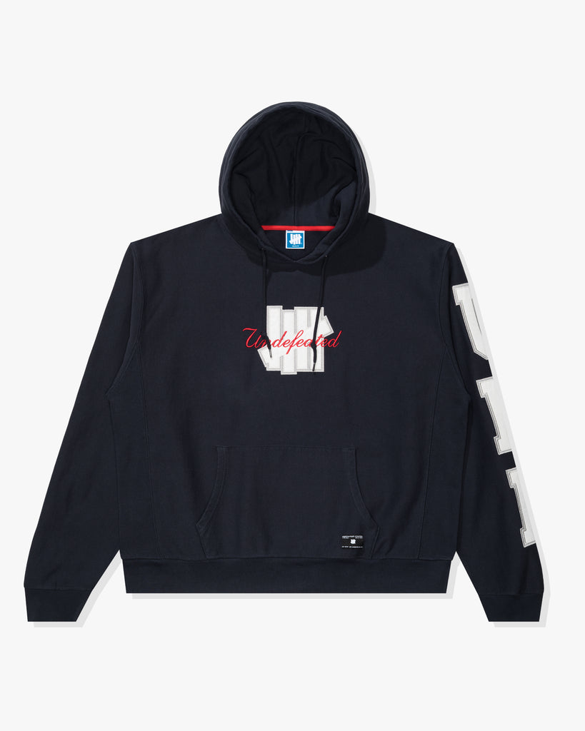 FA26 UNDEFEATED APPLIQUE PULLOVER HOOD - NAVY