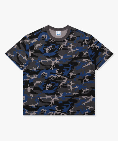 UNDEFEATED SP26 CAMO S/S TEE - DARK GREY