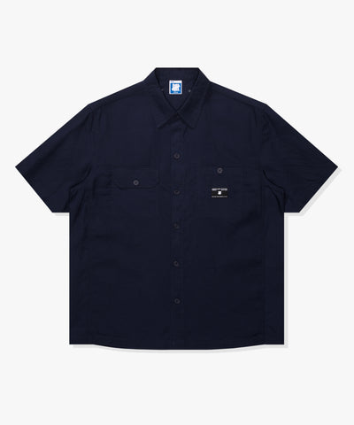 UNDEFEATED SU26 LIGHTWEIGHT S/S BUTTON DOWN - NAVY