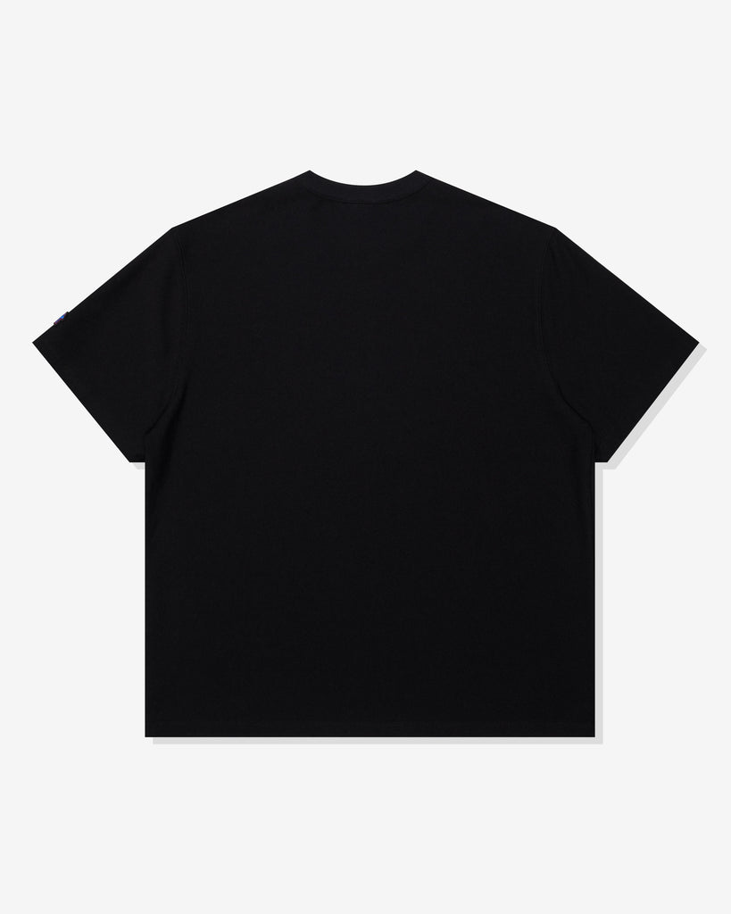 UNDEFEATED SP26 PREMIUM S/S TEE - BLACK