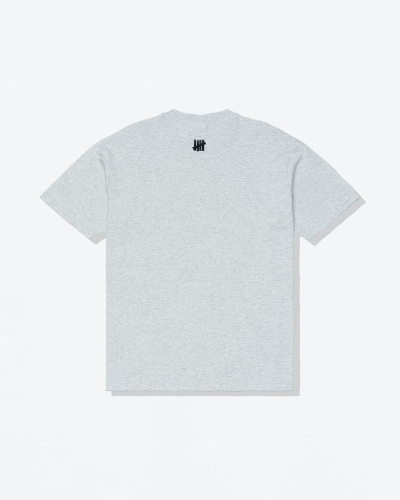UNDEFEATED HO25 U MAN FLAG S/S TEE