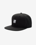 UNDEFEATED SU24 ICON STRAPBACK CAP
