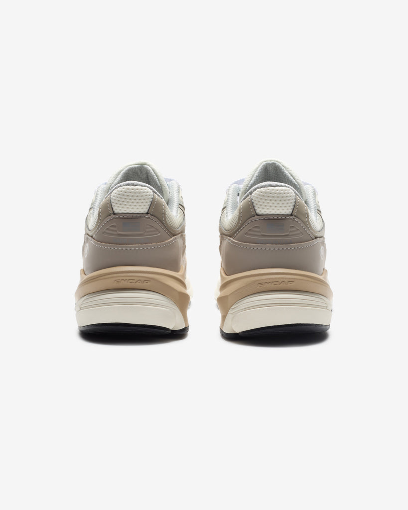 NEW BALANCE 'MADE IN USA' 990v6 - LIGHTMUSHROOM