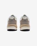 NEW BALANCE 'MADE IN USA' 990v6 - LIGHTMUSHROOM
