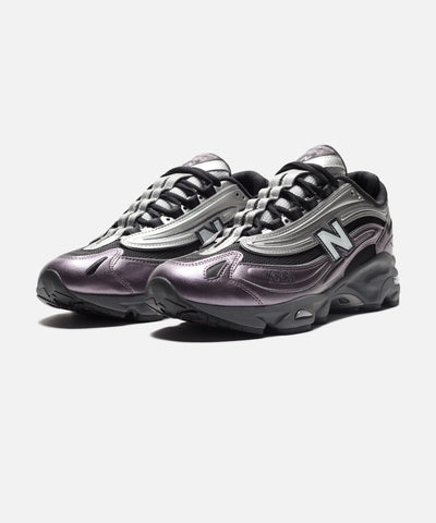 NEW BALANCE 1000 - DARKICEWINE