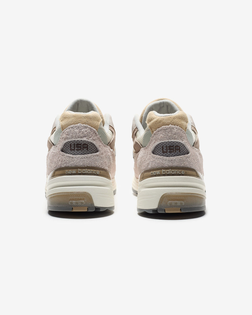 NEW BALANCE 'MADE IN USA' 992 - MOONROCK