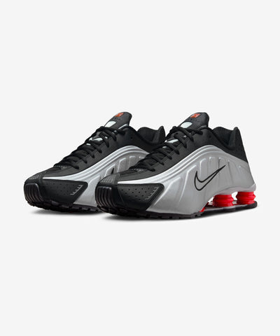 NIKE SHOX R4 - BV1111-008