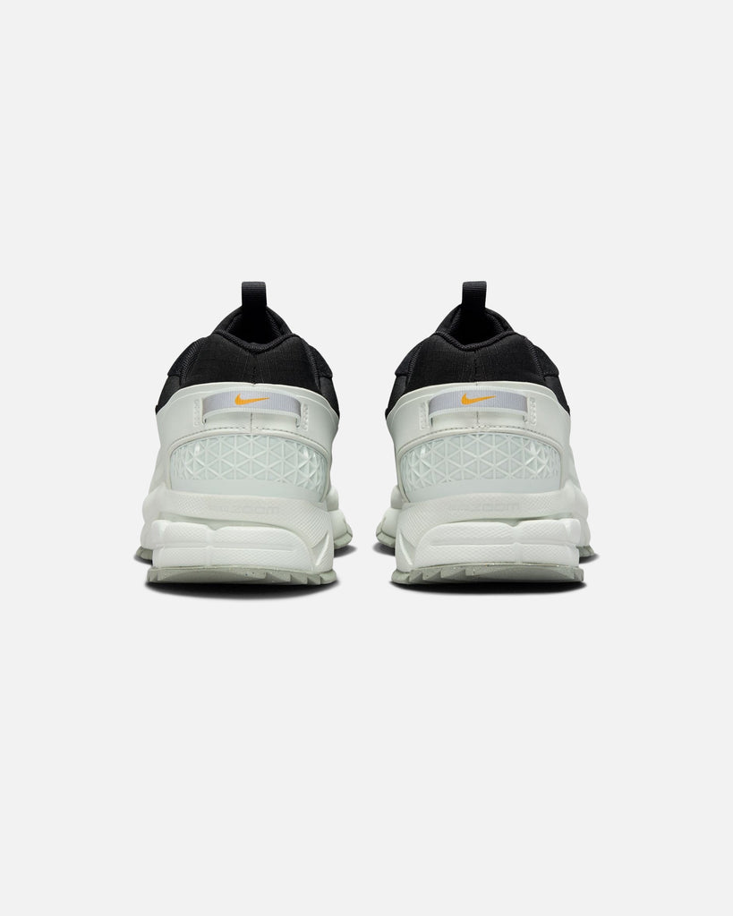 NIKE ZOOM VOMERO ROAM - BLACK WHITE SILVER