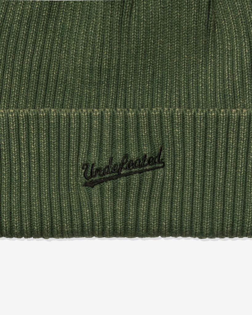 UNDEFEATED CUFFED RIB BEANIE - MOSS