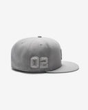UNDEFEATED X NE MONOCHROME ICON FITTED - MEDIUM-GREY