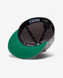 UNDEFEATED X NE MONOCHROME ICON FITTED - MEDIUM-GREY